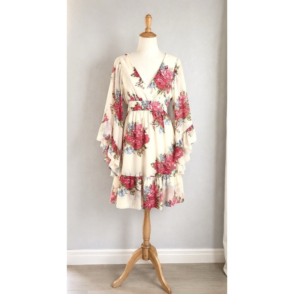 Betsey Johnson Floral Dress Size 6 Ivory Pink Rose Ruffle Sleeve Boho Romantic